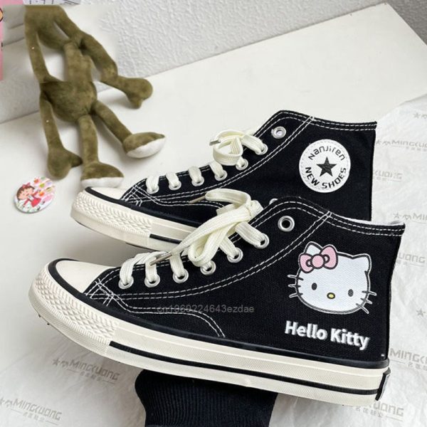Hello Kitty Converse Black
